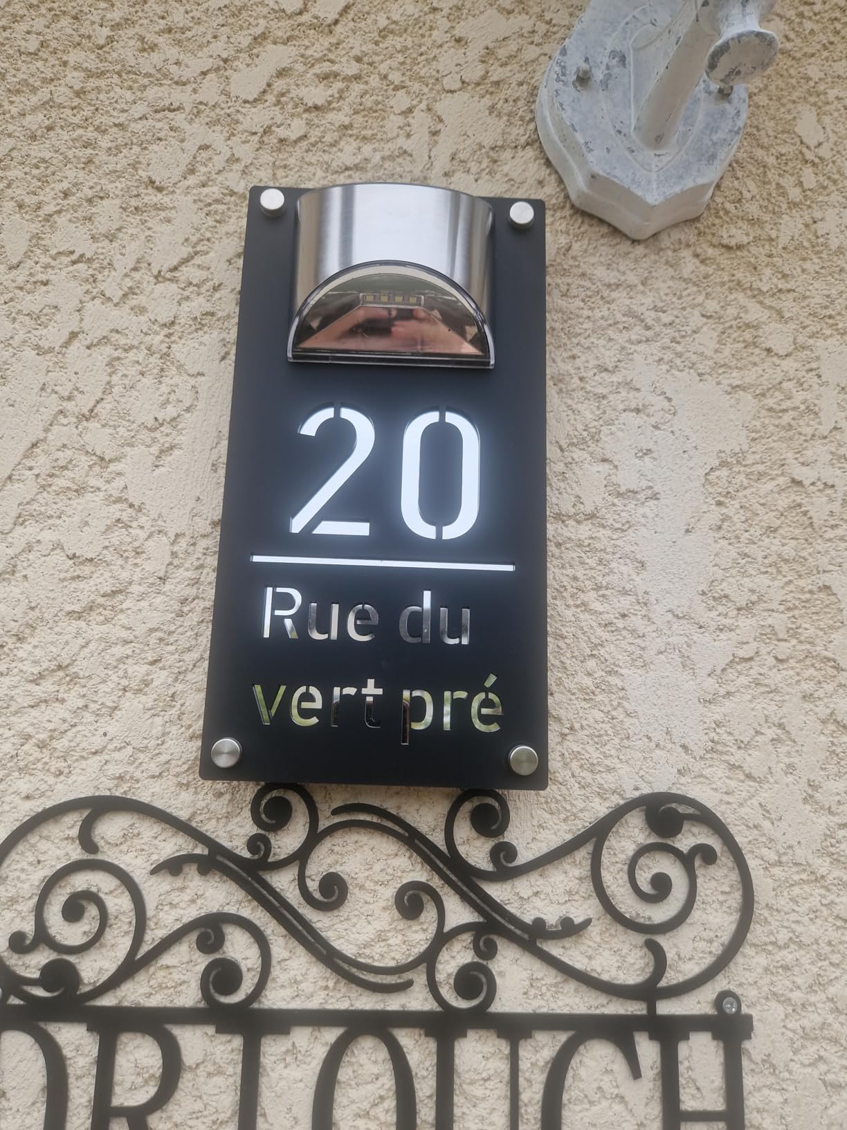 Plaque Personnalisée Avec Lumières à Énergie Solaire Gravée (Copy)