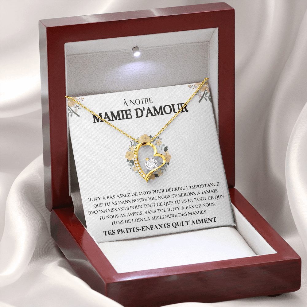 Mamie's Love Pendant - Joeve